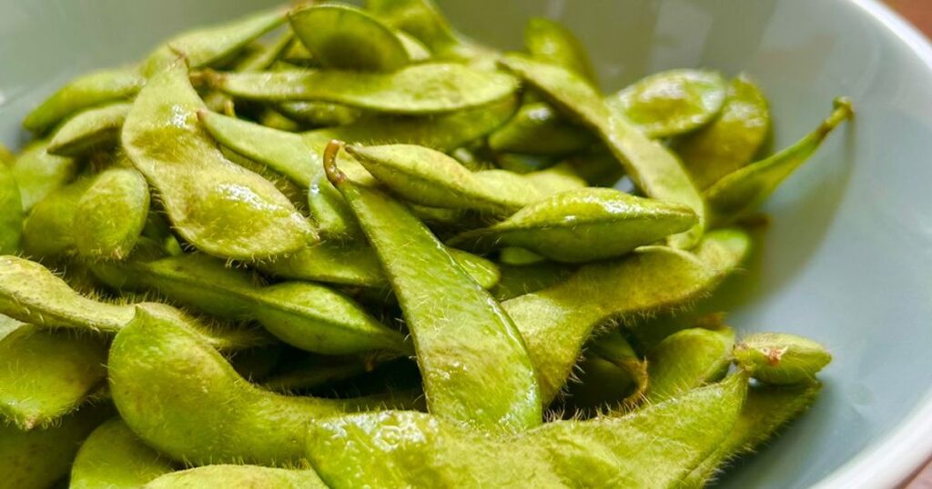 Trik Cepat Masak Edamame yang Bikin Semua Orang Ketagihan