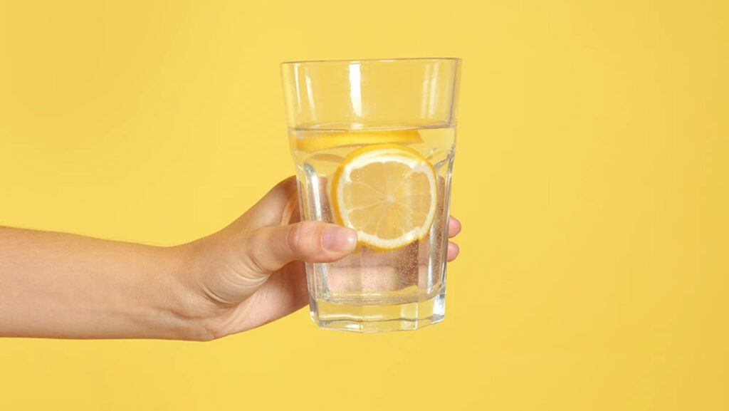 Jangan Kebanyakan! Efek Samping Lemon Ini Ternyata Berbahaya