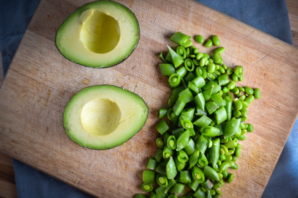 Diet Makin Mudah! Salad Quinoa Alpukat dan Edamame Jadi Menu Super Sehat Favorit