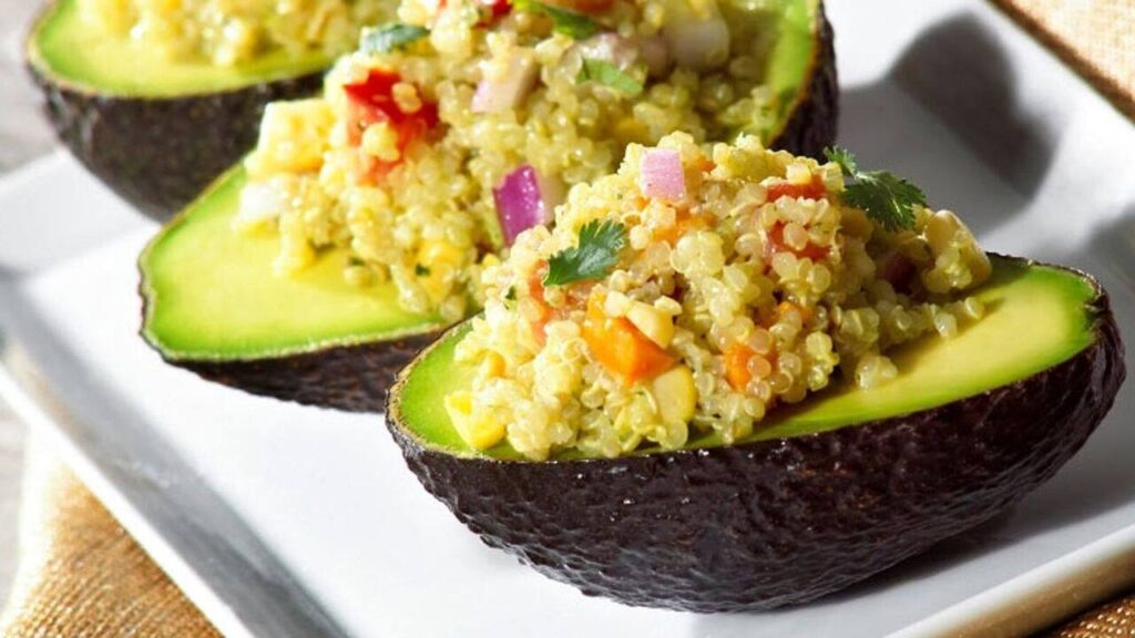 Diet Makin Mudah! Salad Quinoa Alpukat dan Edamame Jadi Menu Super Sehat Favorit