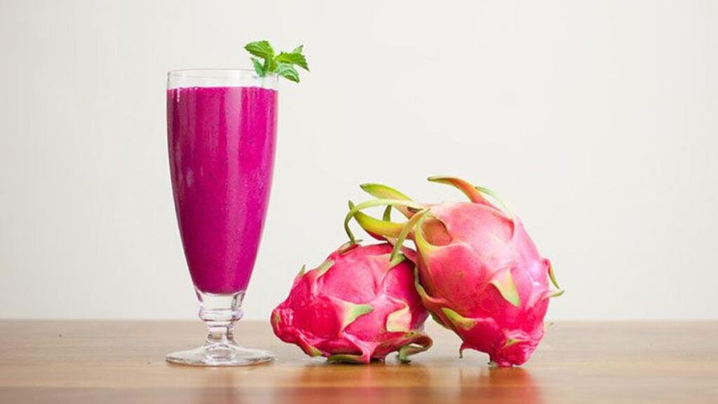 Smoothies Buah Naga, Minuman Sehat yang Bikin Tubuh Lebih Ringan