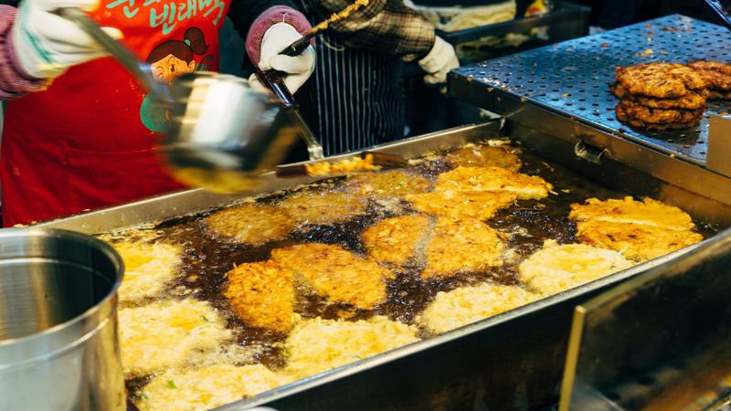 Gorengan Rumahan Lebih Sehat untuk Buka Puasa? Ini Fakta yang Jarang Diketahui!