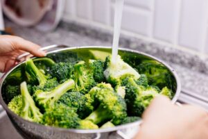 Sering Diabaikan! 5 Makanan Ini Diam Diam Jaga Fungsi Tiroid Tetap Optimal