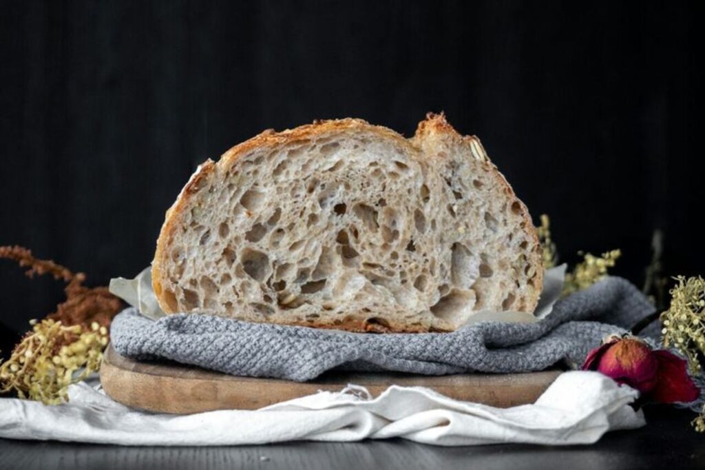 Roti Sourdough Disebut Lebih Sehat dari Roti Biasa, Benarkah Faktanya?